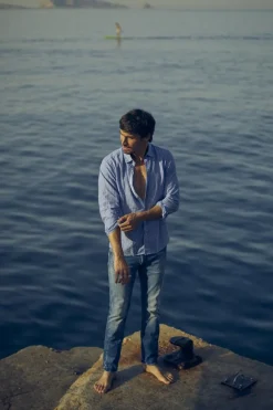 Le Temps des Cerises Chemise Bolko En Lin Melange Bleu Ciel-Homme Chemises