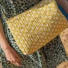 Le Temps des Cerises Sac A Bandouliere Lauri Jaune A Motif Floral-Femme Sacs & Portefeuilles