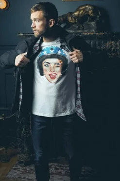 Le Temps des Cerises T-Shirt Cram Blanc Imprime-Homme T-Shirts & Polos