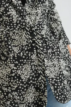 Le Temps des Cerises Veste Blazer Urielle A Motif Fleuri Noir Et Blanc-Femme Vestes & Blousons